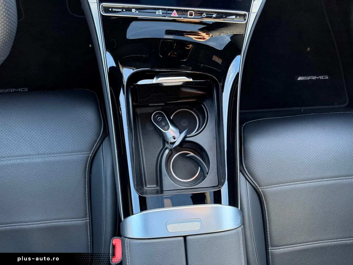 MERCEDES-BENZ GLC 300 d AMG Pano HUD DISTR AHK Burm3D