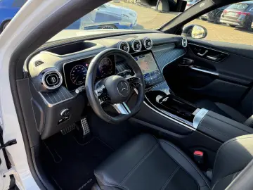 MERCEDES-BENZ GLC 300 d AMG Pano HUD DISTR AHK Burm3D