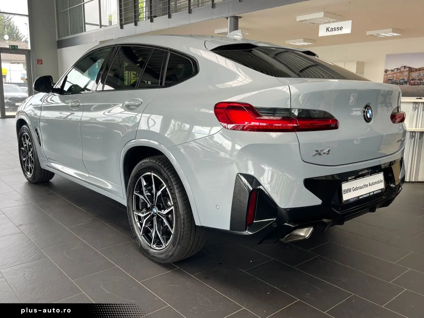 BMW X4 xDrive 20i M Sport AHK Pano A-LED ACC LiveCoP