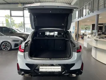 BMW X4 xDrive 20i M Sport AHK Pano A-LED ACC LiveCoP