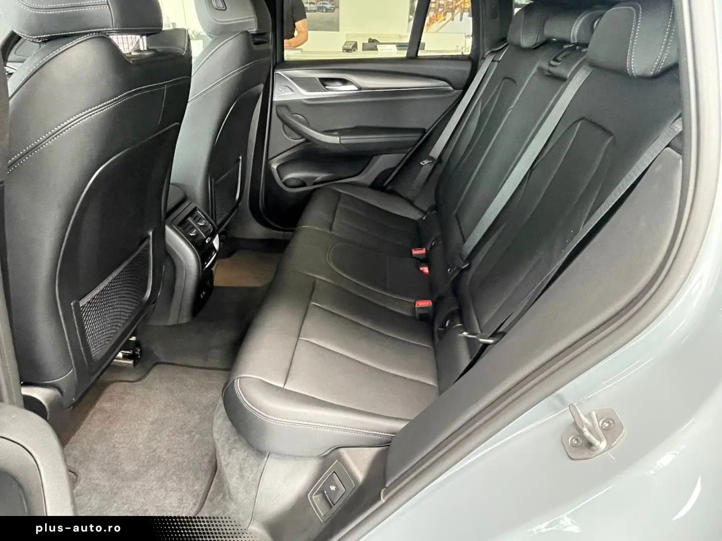 BMW X4 xDrive 20i M Sport AHK Pano A-LED ACC LiveCoP