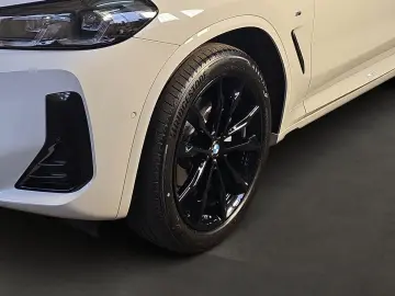BMW X4 xDrive20i M-Sport AHK 20   adapt.LED ParkAssi