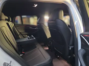 BMW X4 xDrive20i M-Sport AHK 20   adapt.LED ParkAssi