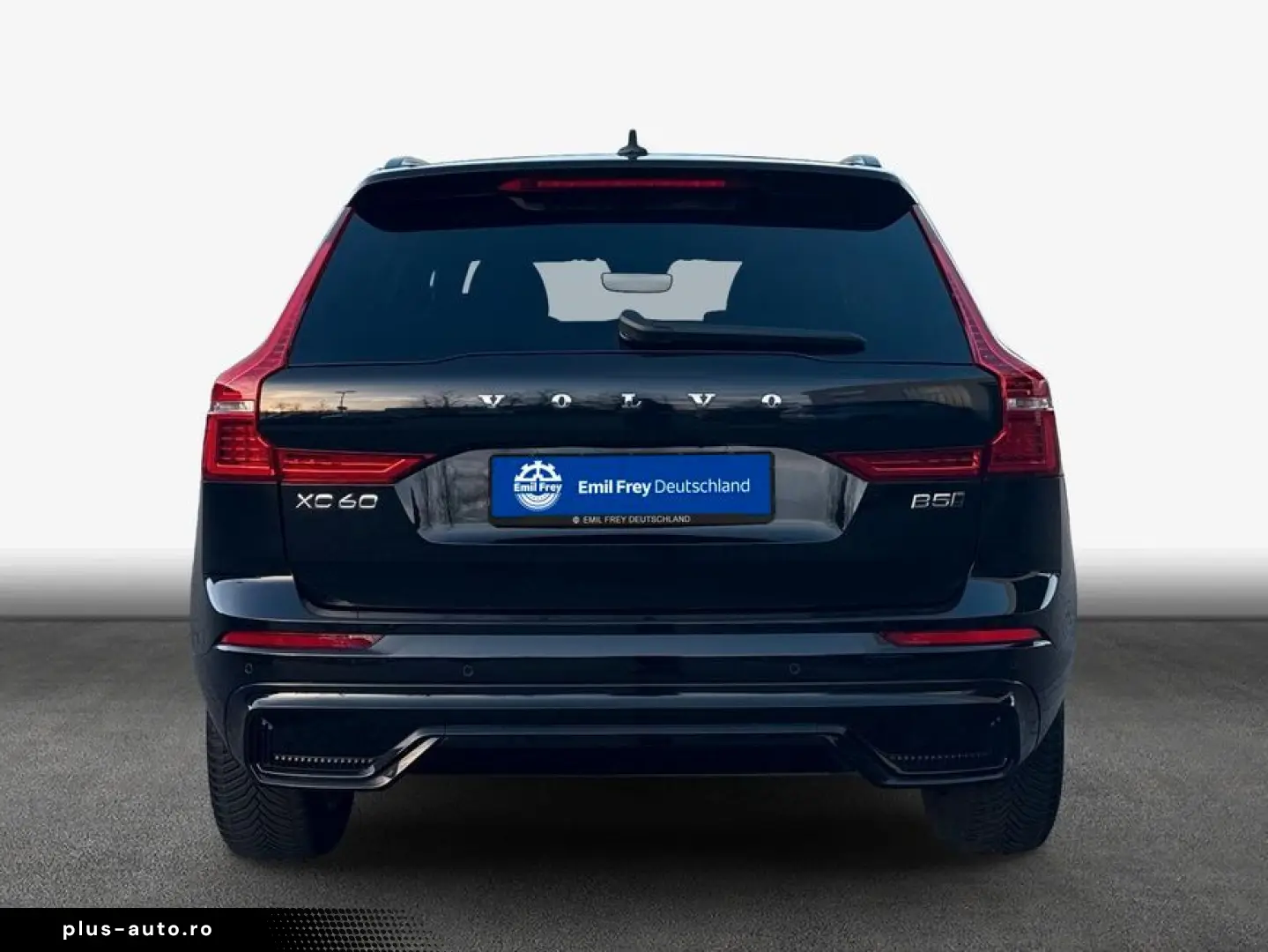 VOLVO XC60 B5 B AWD Plus Dark