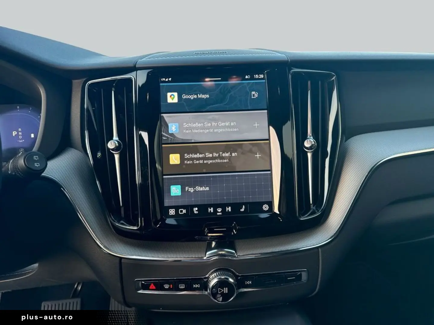 VOLVO XC60 B5 B AWD Plus Dark