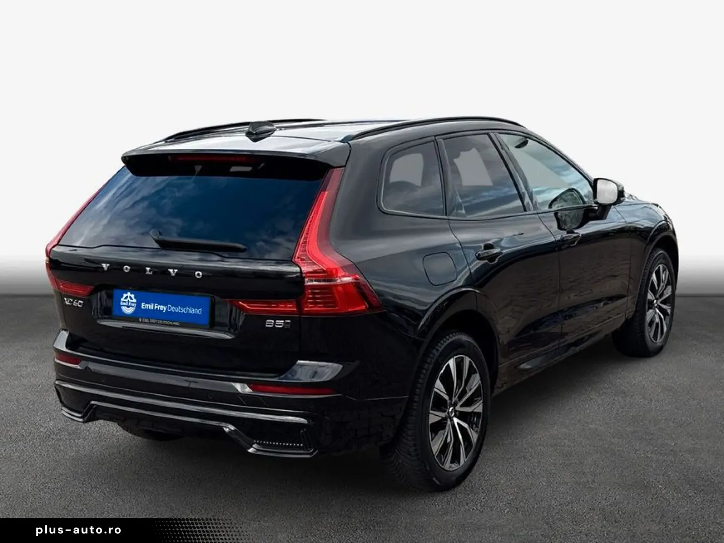 VOLVO XC60 B5 B AWD Plus Dark