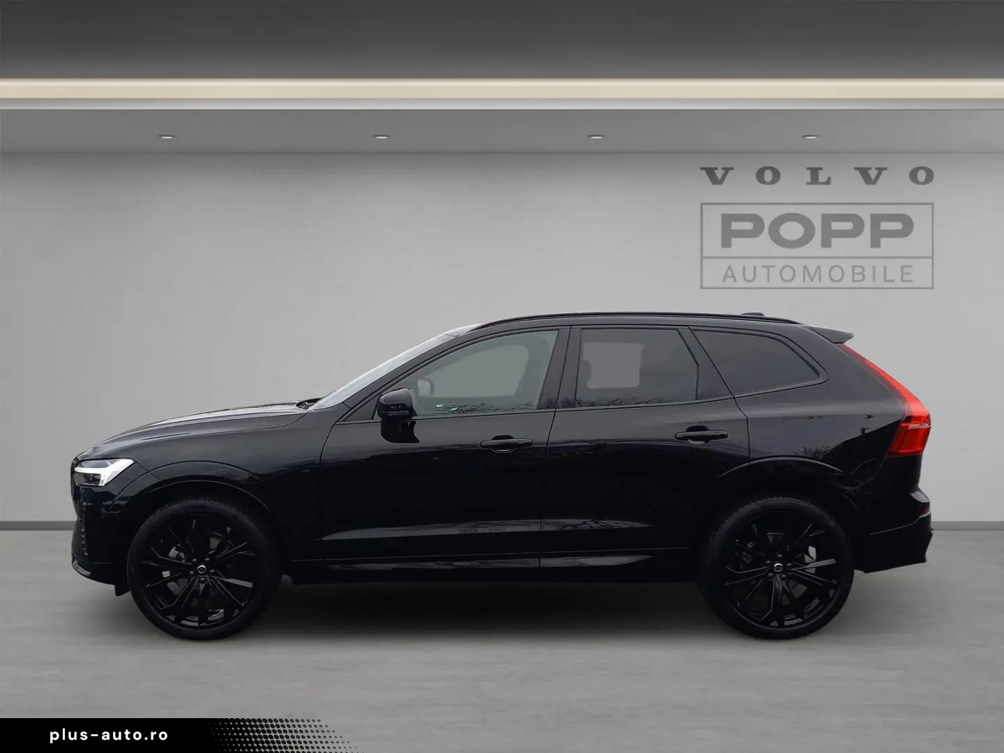 VOLVO XC60 B5 AWD Plus Black Edition ACC FHZ H&K LHZ