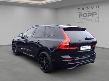 VOLVO XC60 B5 AWD Plus Black Edition ACC FHZ H&K LHZ