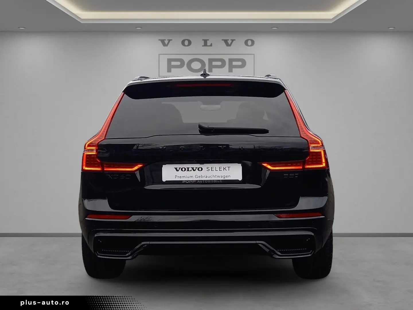 VOLVO XC60 B5 AWD Plus Black Edition ACC FHZ H&K LHZ