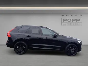 VOLVO XC60 B5 AWD Plus Black Edition ACC FHZ H&K LHZ