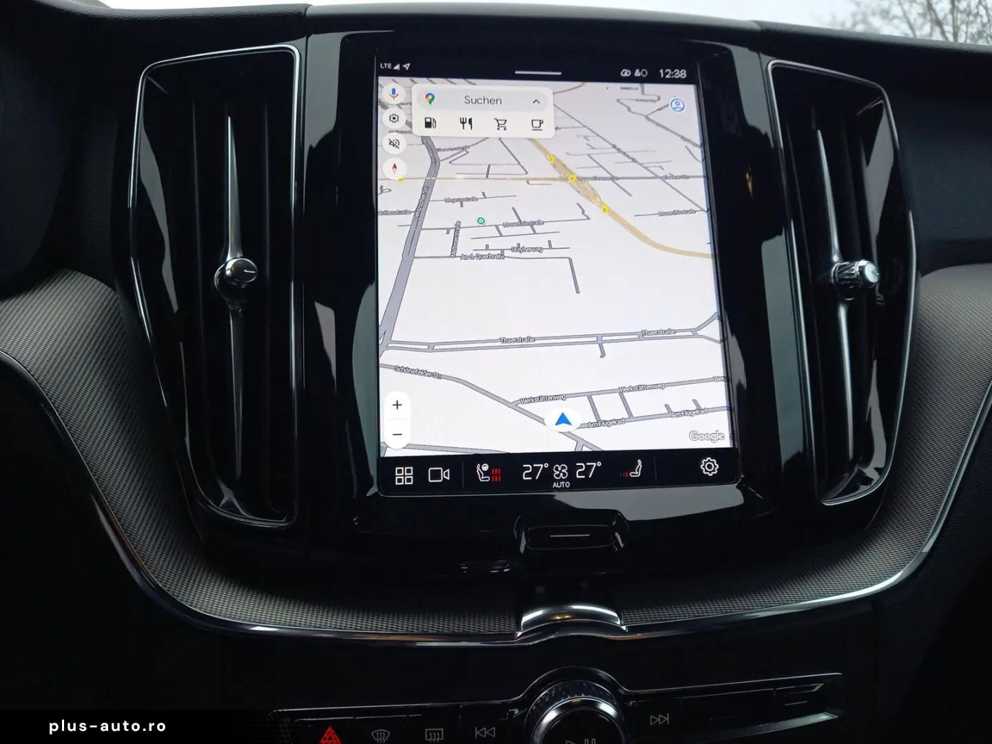 VOLVO XC60 B5 AWD Plus Black Edition ACC FHZ H&K LHZ