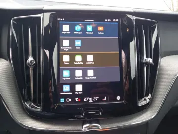 VOLVO XC60 B5 AWD Plus Black Edition ACC FHZ H&K LHZ