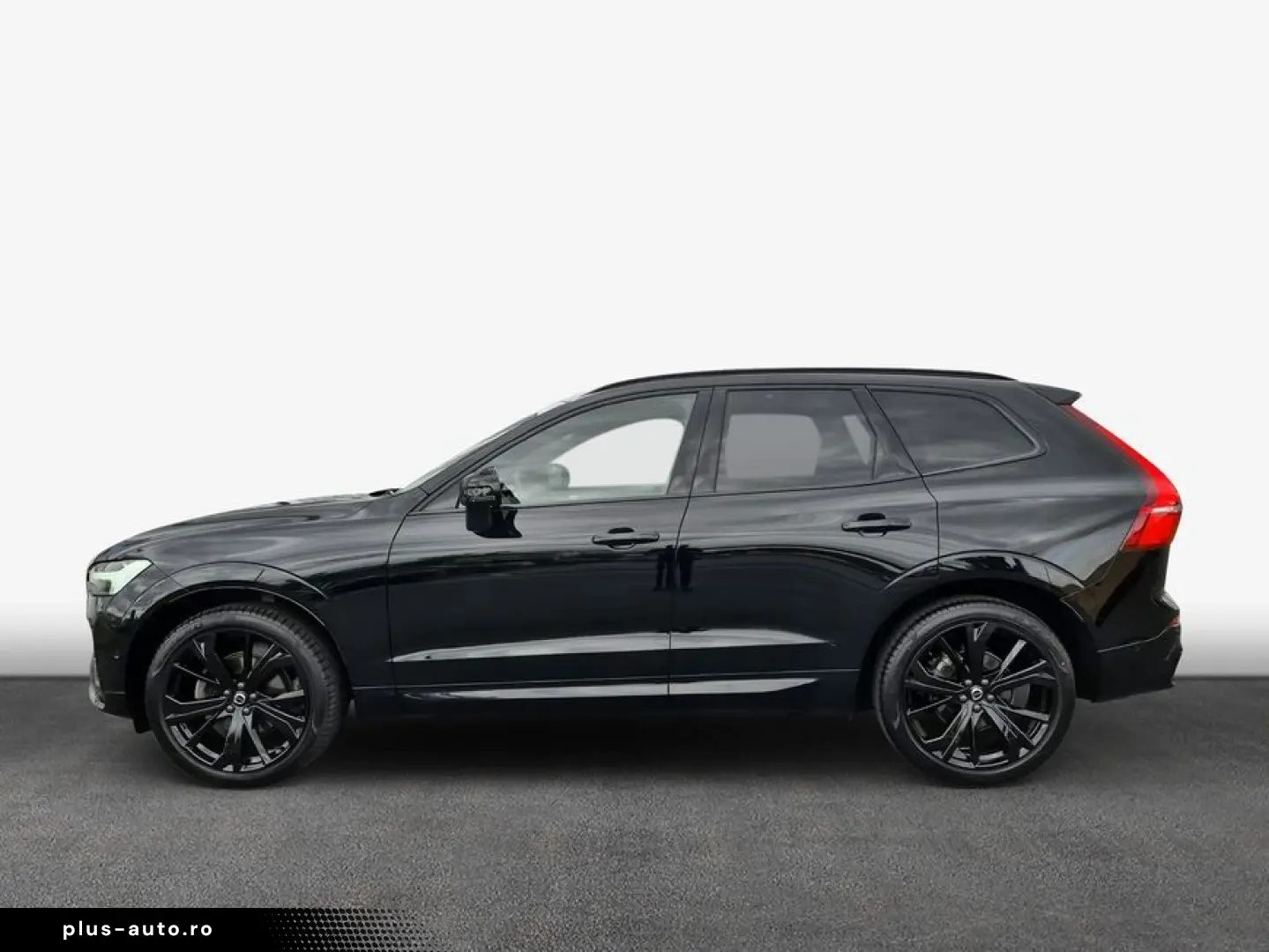 VOLVO XC60 B5 B AWD Plus Black Edition Pano   HuD