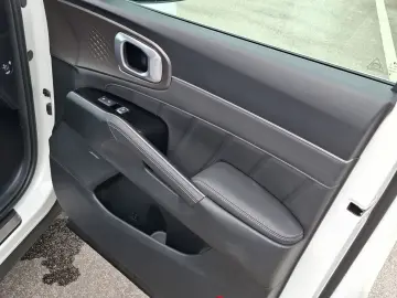 KIA SORENTO 2.2D AW Platinum