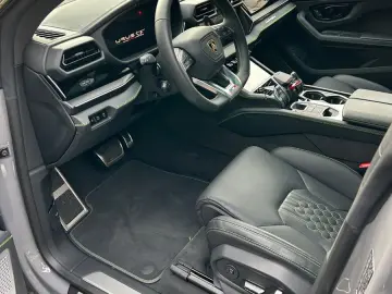 LAMBORGHINI   Urus 4.0 V8 PHEV SE