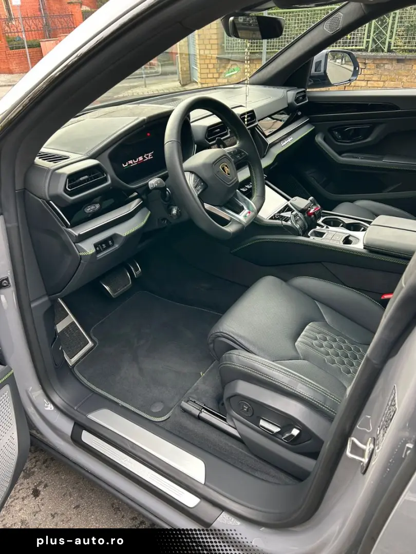 LAMBORGHINI   Urus 4.0 V8 PHEV SE