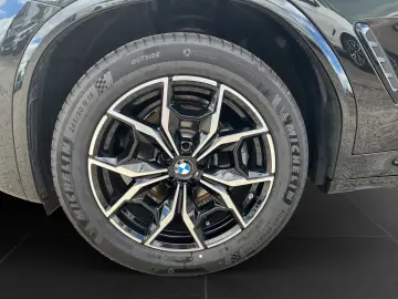 BMW X4 xDrive20d M SPORT   HUD   Harman Kardon   Liv