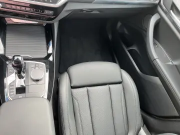 BMW X4 xDrive20d M SPORT   HUD   Harman Kardon   Liv