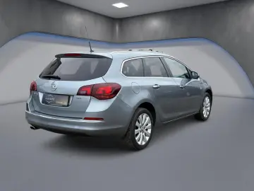 OPEL ASTRA J FACELIFT COSMOw