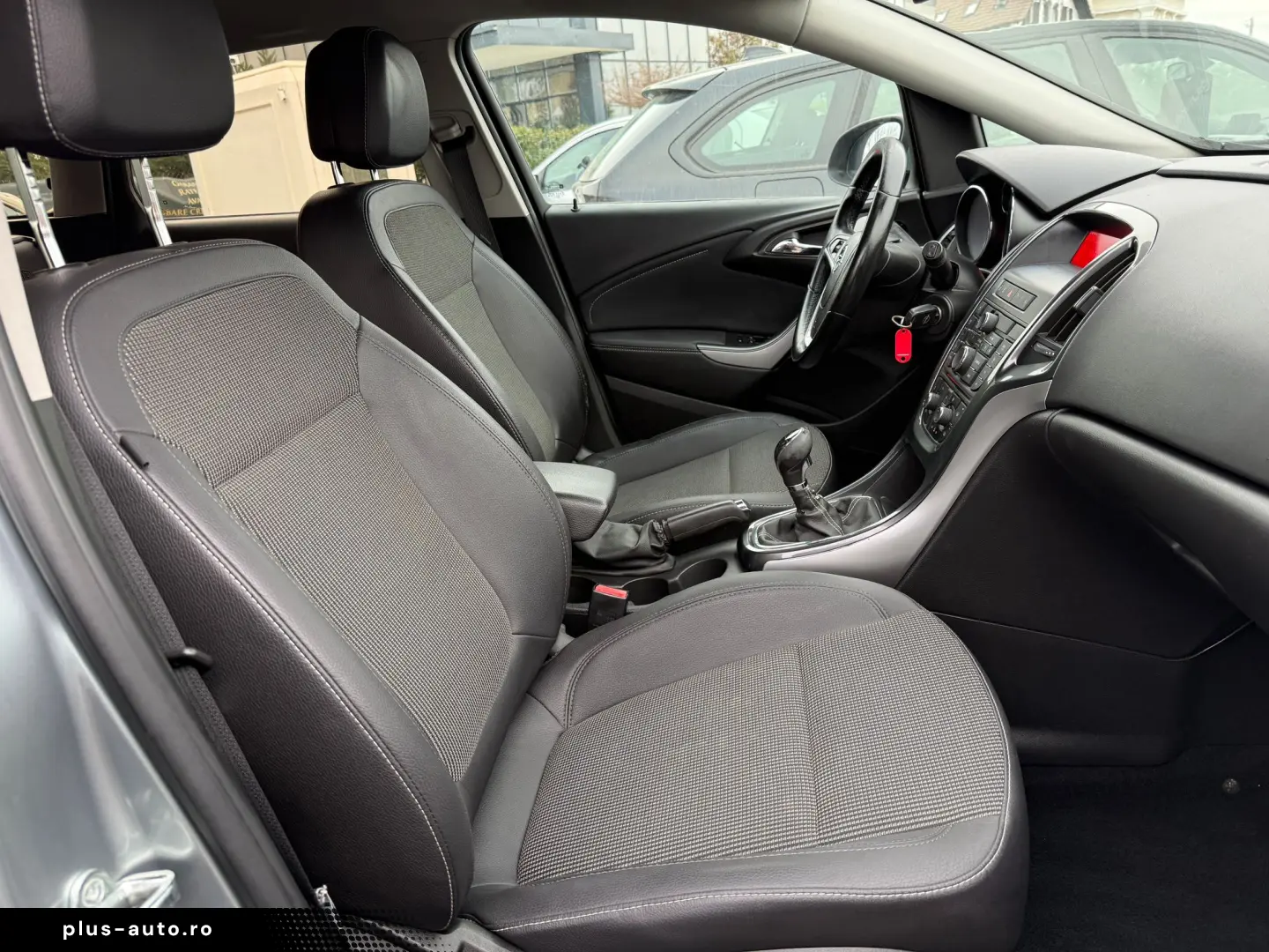 OPEL ASTRA J FACELIFT COSMOw