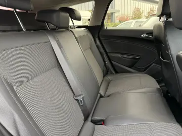 OPEL ASTRA J FACELIFT COSMOw