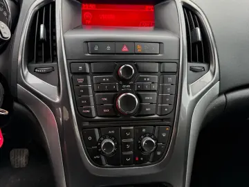 OPEL ASTRA J FACELIFT COSMOw