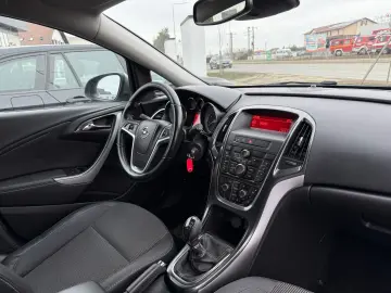 OPEL ASTRA J FACELIFT COSMOw