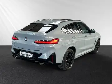 BMW X4 xDrive20d M Sport Panorama AHK Head-Up