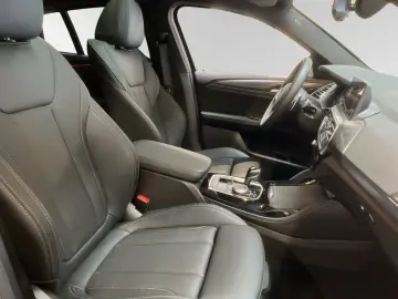 BMW X4 xDrive20d M Sport AHK Pano Head-Up 20 LMR