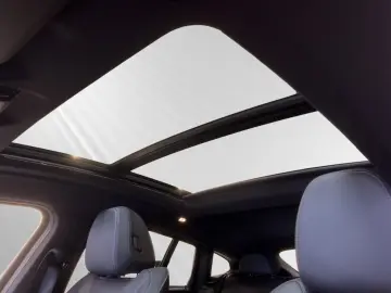 BMW X4 xDrive20d M Sport AHK Pano Head-Up 20 LMR