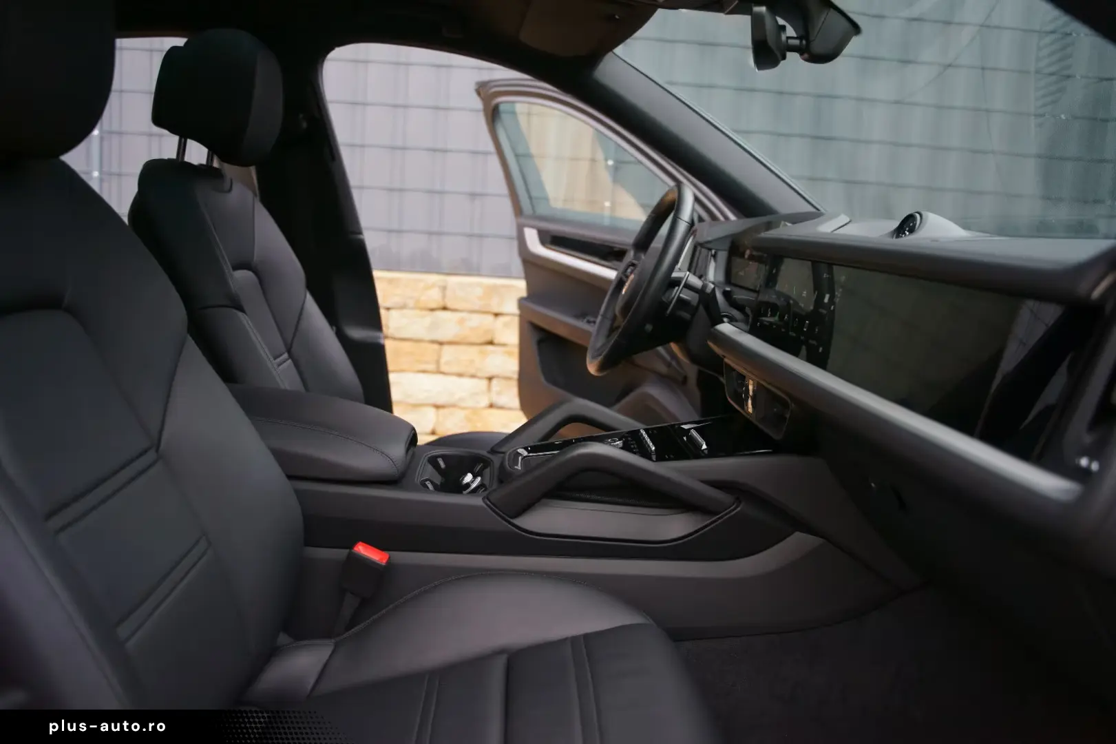 Porsche Cayenne Coupe E-Hybrid  AHK P-DISPLAY BOSE