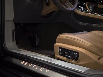 BENTLEY Continental GT Azure   erste Hand