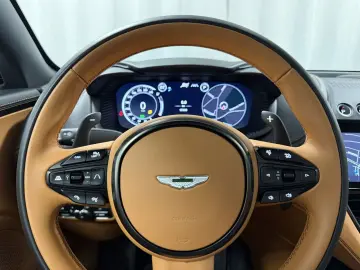 ASTON MARTIN DBX 4.0 V8 Xenon Grey-Signature Metalli&hellip;