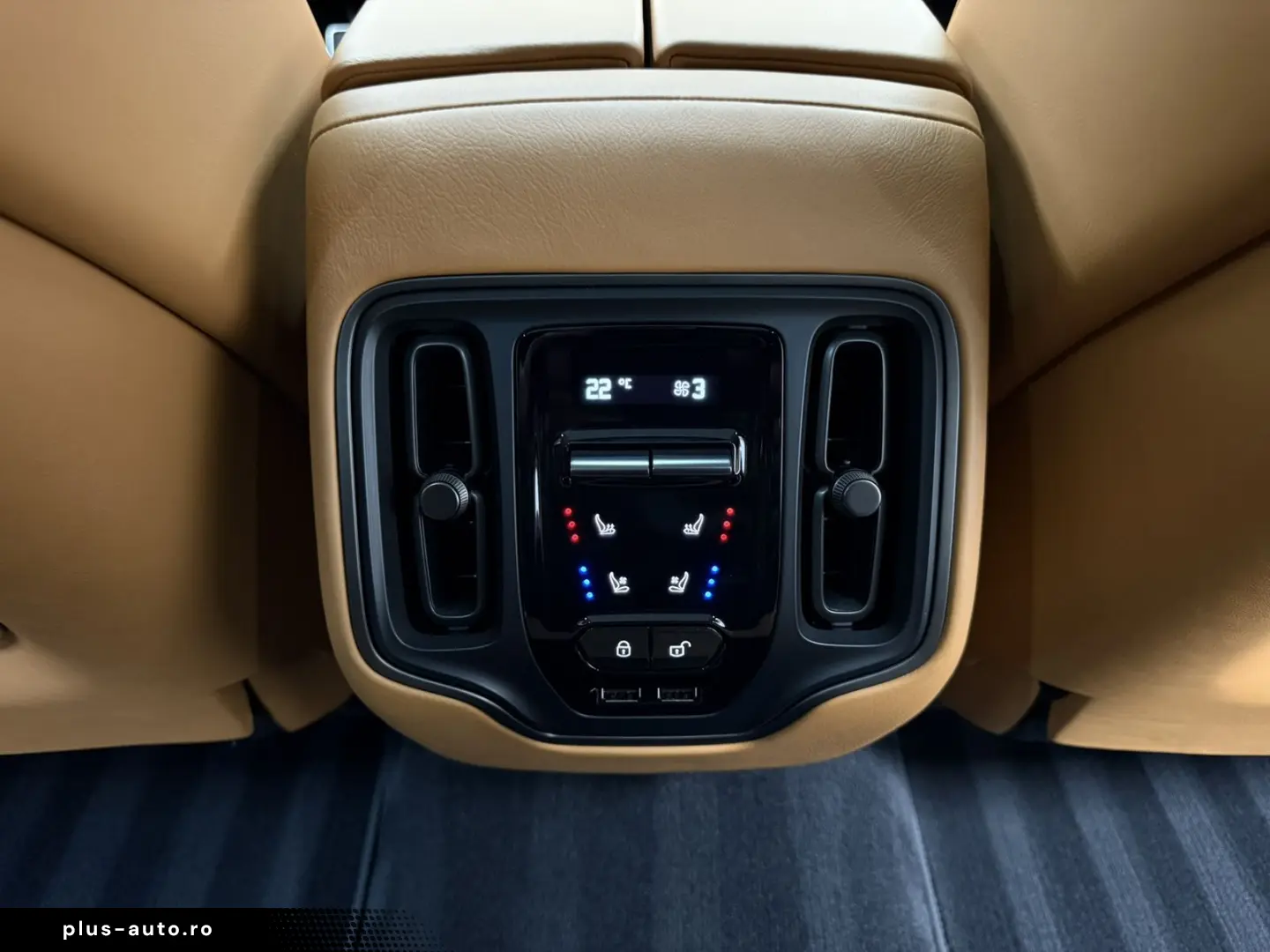 ASTON MARTIN DBX 4.0 V8 Xenon Grey-Signature Metalli&hellip;