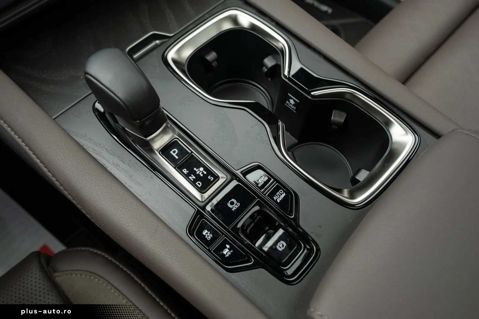 Lexus RX450H  Luxury - Model 2026 - Auto NOU