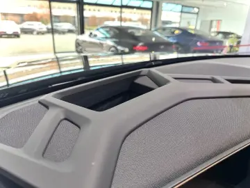 BMW XM 4.4 EXKLUSIV NIGHTGOLD BOWERS