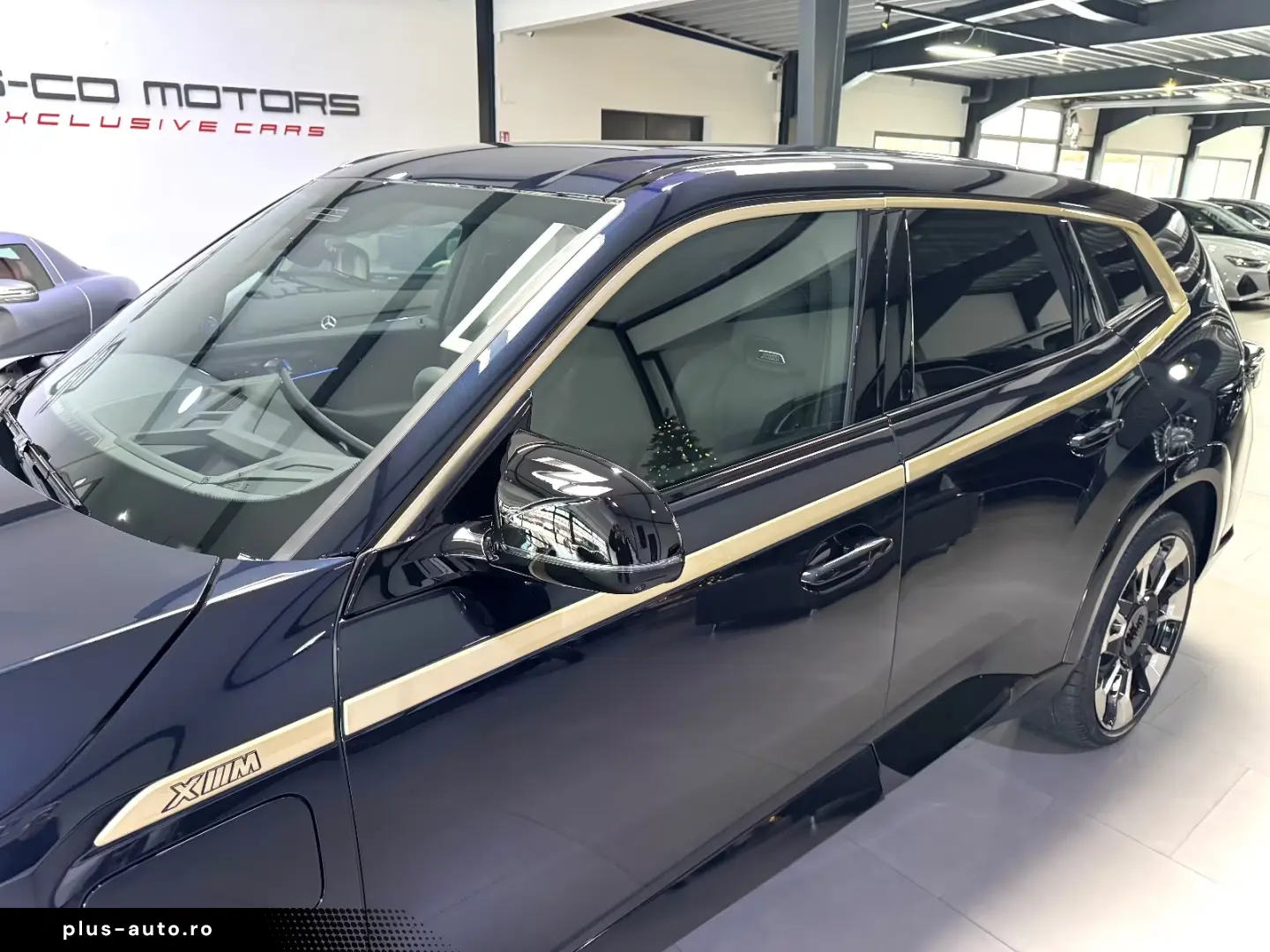 BMW XM 4.4 EXKLUSIV NIGHTGOLD BOWERS