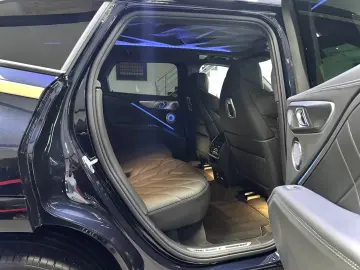 BMW XM 4.4 EXKLUSIV NIGHTGOLD BOWERS