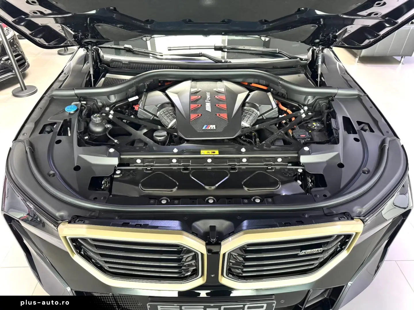 BMW XM 4.4 EXKLUSIV NIGHTGOLD BOWERS