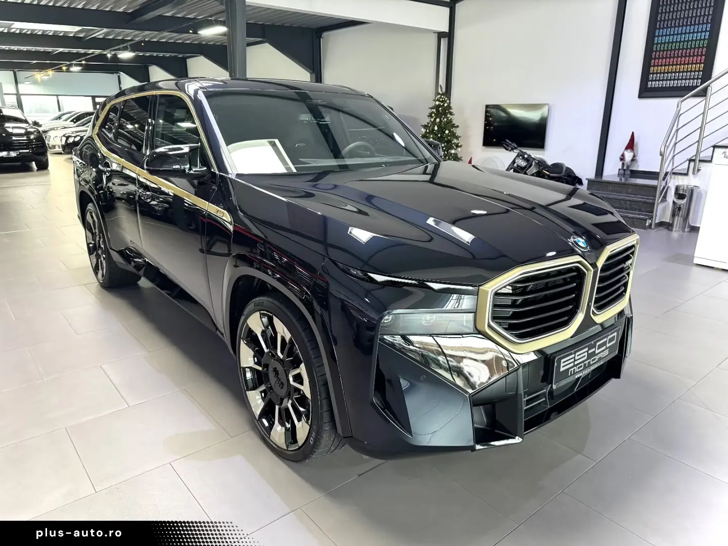 BMW XM 4.4 EXKLUSIV NIGHTGOLD BOWERS