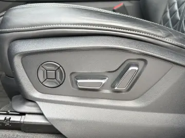 AUDI Q8 50 TDI quattro s line HD-Matrix B&O Valcona