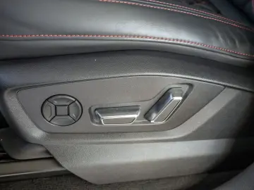 AUDI Q8 50 TDI S Line Comp plus quattro tiptronic AHK