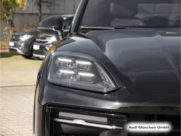 Porsche Cayenne Coupe exhaust Carbon Rear Axle Steering