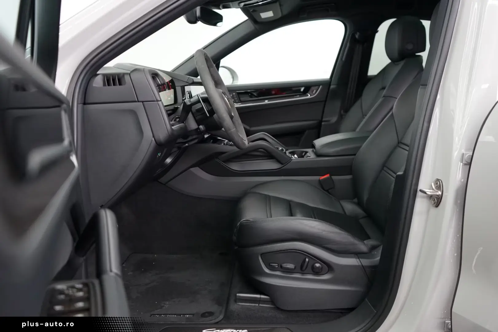 Porsche Cayenne Coupe E-Hybrid Chalk P-Display HUD Towbar