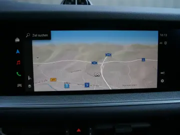 Porsche Cayenne Coupe E-Hybrid SportDesign P-Display