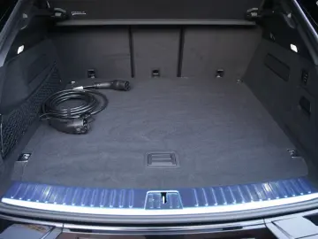 Porsche Cayenne Coupe E-Hybrid SportDesign P-Display