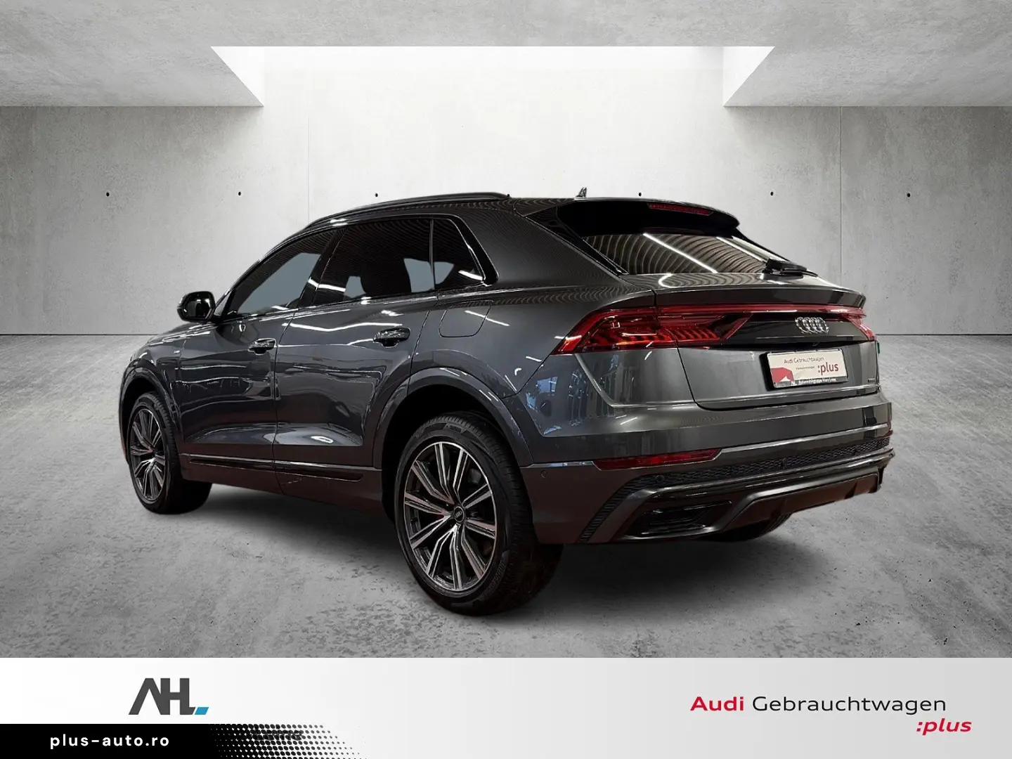 AUDI Q8 55 TFSIe S line quattro Tiptronic HD-Matrix A