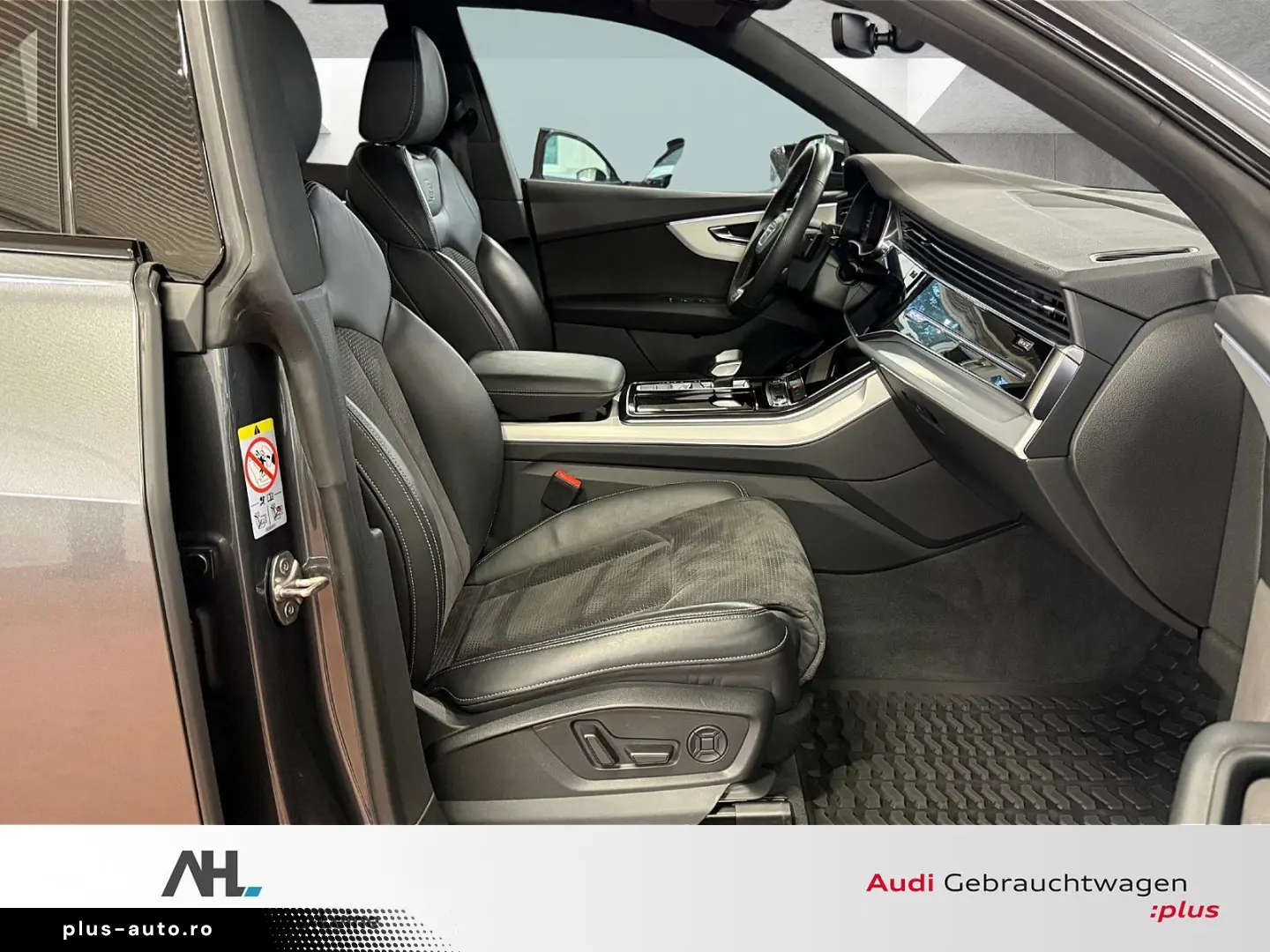 AUDI Q8 55 TFSIe S line quattro Tiptronic HD-Matrix A