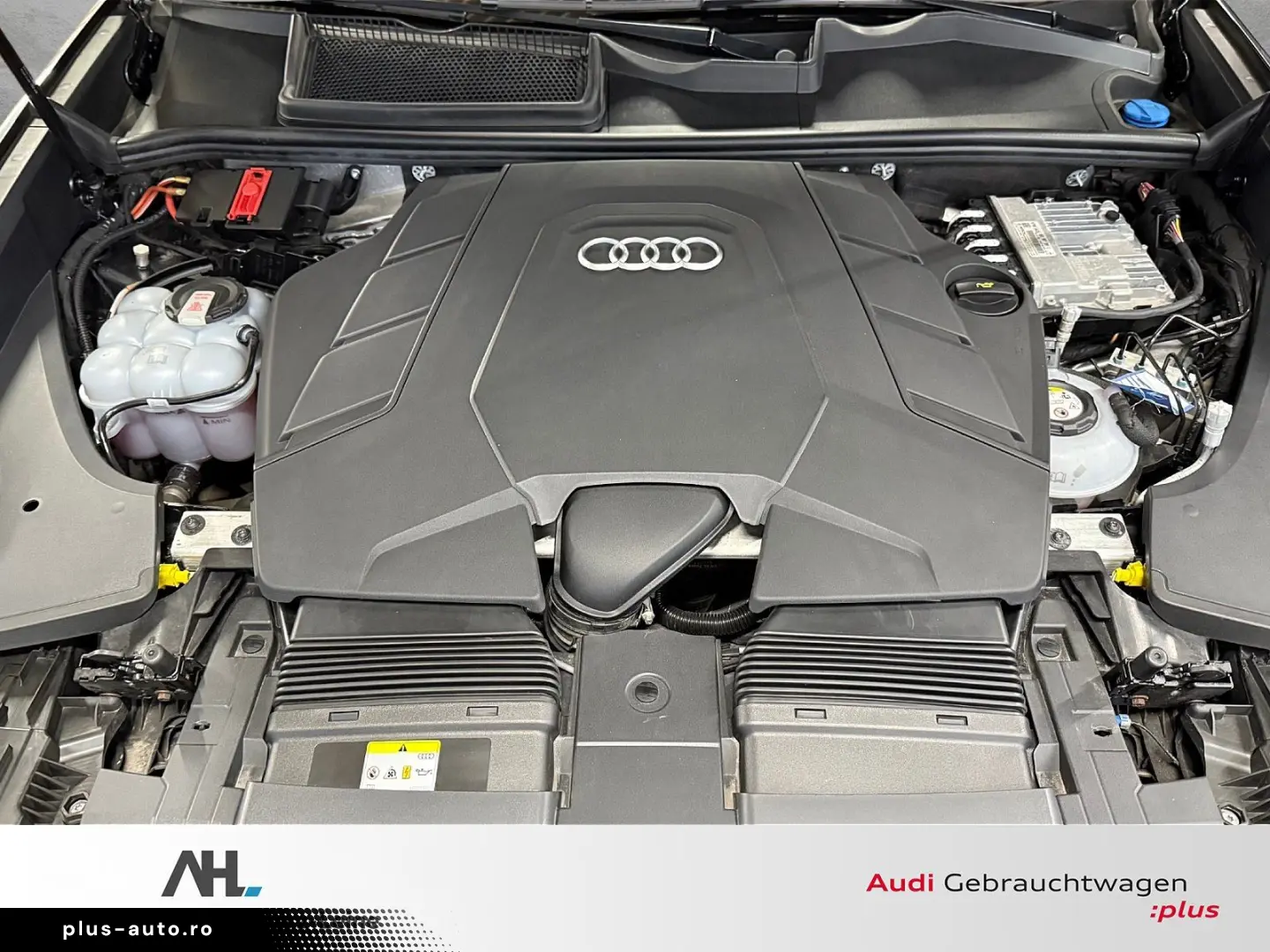 AUDI Q8 55 TFSIe S line quattro Tiptronic HD-Matrix A