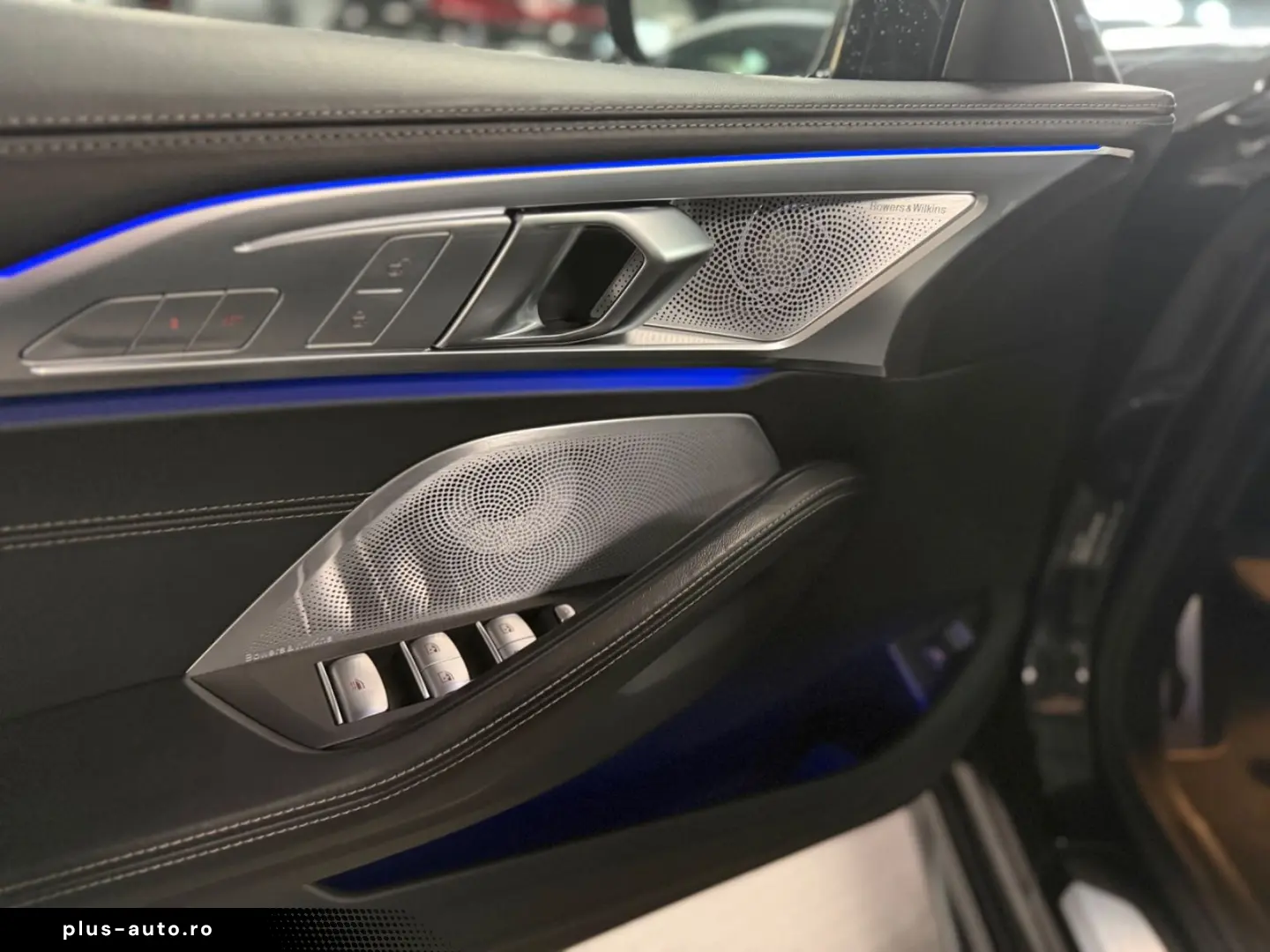 BMW 840 ix Cabrio M Sport Pro Individual -Bow&W-20Zo